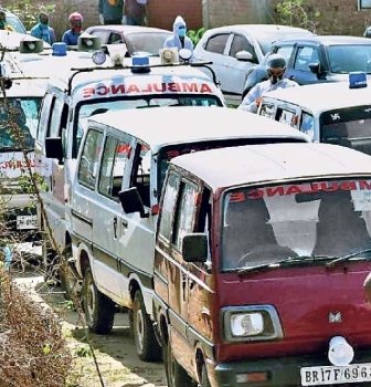 Helpless life wood road jams ended in long queues of dead bodies in ambulances 1