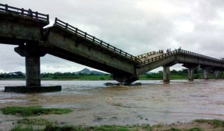 Millions of newly constructed bridges built on the Kanchi river 2