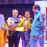 Arun Agarwal received Marag Gomke Jaipal Singh Munda Excellent Teaching Award (2)