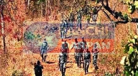 तुपुदाना के गढ़शूला से कंस्ट्रशन साइट पर हमले की योजना बनाते PLFI के 3 उग्रवादी गिरफ्तार