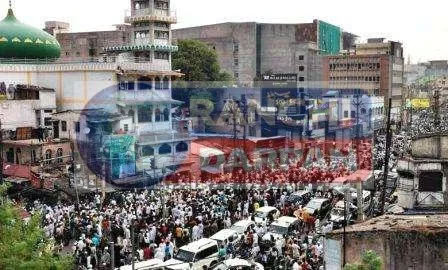 नुपुर शर्मा के बयान के विरोध में राँची मेन रोड पर बवाल, रोड़ेबाजी, लाठीचार्ज, फायरिंग 5 Ruckus balloting lathi charge firing on Ranchi Main Road in protest against Nupur Sharmas statement 1