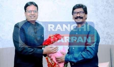 मुख्यमंत्री हेमंत सोरेन से यूं मिले रांची उपायुक्त राहुल कुमार सिन्हा