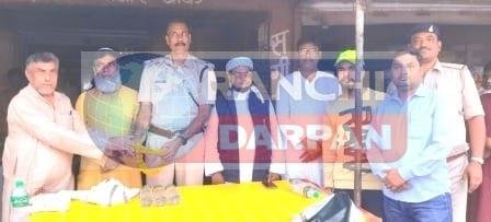 ओरमांझी थाना के नए प्रभारी इंस्पेक्टर आलोक सिंह का इरबा बाजार टाँड़ में हुआ अभिनंदन 1 Inspector Alok Singh new in charge of Ormanjhi police station was felicitated in Irba Bazaar Taand