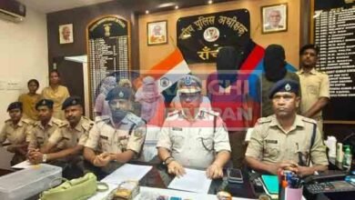 Bariatu police station arrested 4 women and 2 men of Bhabhi gang