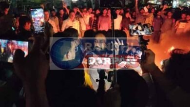 CM's effigy burnt over JSSC CGL paper leak and question repeat