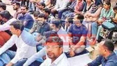 Students started hunger strike demanding cancellation of CGL exam