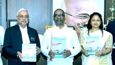 Chief Minister couple released the book of Advocate General