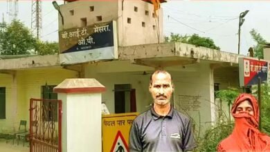 Due to the promptness of Mesra police station in charge a 4 year old child was recovered within a few hours 2 people including a thief woman were arrested