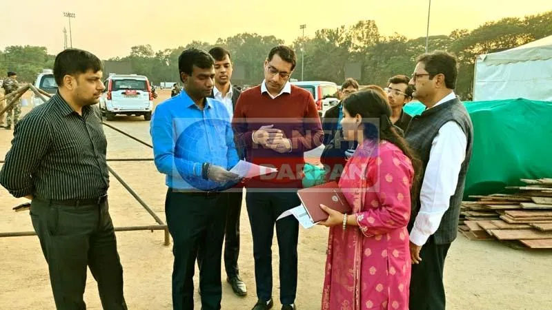 झारखंड स्थापना दिवस समारोहः रांची DC ने मोरहाबादी मैदान का निरीक्षण कर दिए कई अहम निर्देश 2 Jharkhand Foundation Day Celebrations Ranchi DC inspected Morabadi ground and issued several important instructions 1