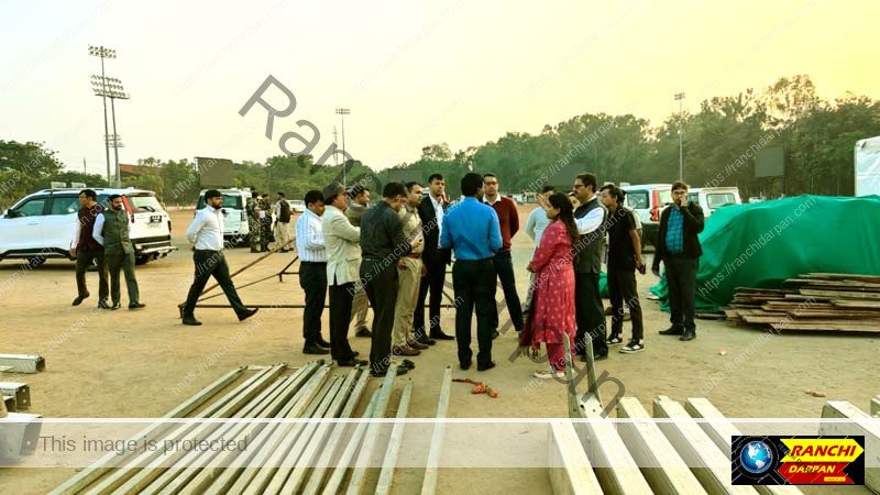 झारखंड स्थापना दिवस समारोहः रांची DC ने मोरहाबादी मैदान का निरीक्षण कर दिए कई अहम निर्देश 3 Jharkhand Foundation Day Celebrations Ranchi DC inspected Morabadi ground and issued several important instructions 2
