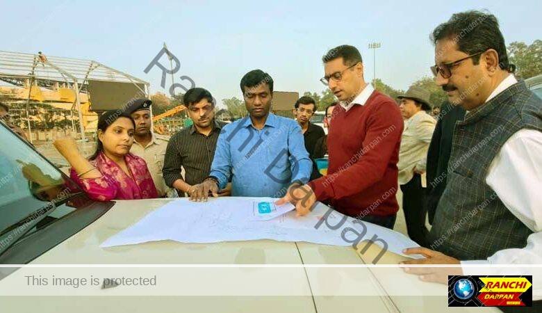 झारखंड स्थापना दिवस समारोहः रांची DC ने मोरहाबादी मैदान का निरीक्षण कर दिए कई अहम निर्देश 1 Jharkhand Foundation Day Celebrations Ranchi DC inspected Morabadi ground and issued several important instructions 3