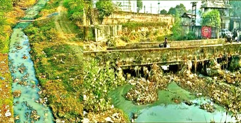 90 करोड़ खर्च के बाबजूद यूं गंदा नाला बना है हरमू नदी! 1 Despite spending 90 crore rupees the Harmu river has turned into a dirty drain