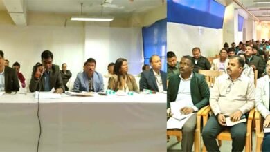 रांची DC साहब, 'पर उपदेश कुशल बहुतेरे, जे आचरहिं ते नर न घनेरे'! 2 Ranchi DC Sir Many are skilled at giving advice but those who actually follow it are few