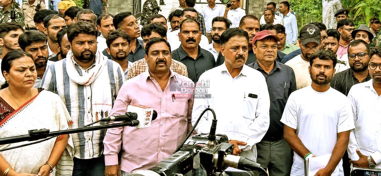 JPSC-JSSC छात्र आंदोलन: PT रद्द, CGL और CBI जांच पर पेंच 2 Jharkhand Assembly March